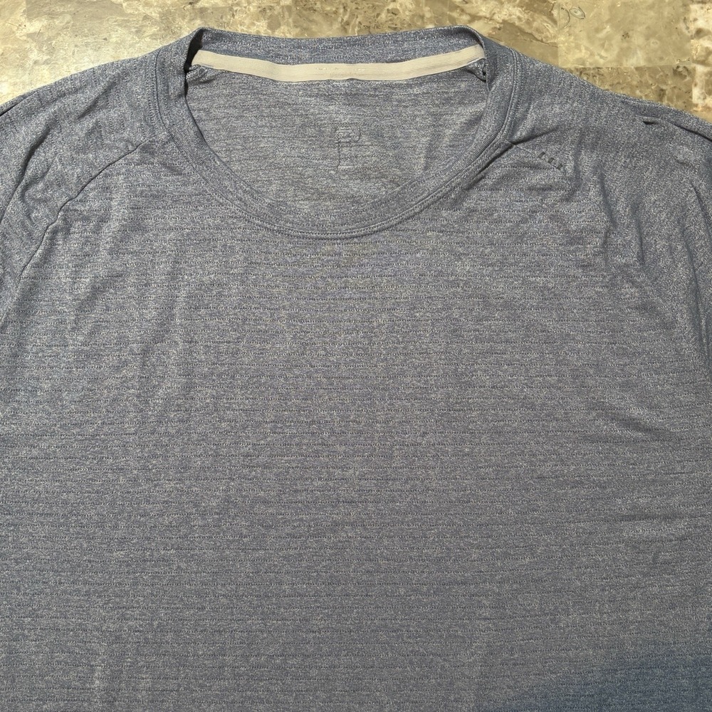 Lululemon Shirt Mens XL License To Train Blue Short Sleeve Drysense Gym
